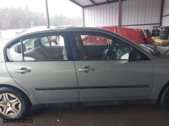 2004 Chevrolet Malibu with VIN 1G1ZS52FX4F133960, listed as a IAAI auction lot 41294240 with 98,182 mi miles. Bid and sale history available at carsss.com. Image 13.