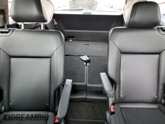 2019 Volkswagen Atlas SEL with VIN 1V2MR2CA5KC539270, listed as a Copart auction lot 53301005 with 111,245 mi miles and Salvage title. Bid and sale history available at DreamBid. Image 10.