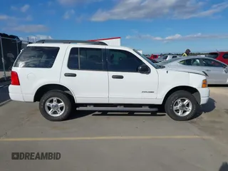 2005 Ford Explorer XLT z VIN 1FMZU63W25ZA20845, wystawiony jako IAAI lot #41790447 z przebiegiem 130 117 mil mil oraz . Historia ofert i sprzedaży dostępna na DreamBid. Obrazek 13.
