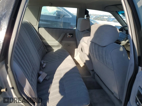 1993 Oldsmobile Cutlass Ciera S z VIN 1G3AG55N1P6333784, wystawiony jako Copart lot #44368645 z przebiegiem 82 129 mil mil oraz Czysty tytuł • Clean title. Historia ofert i sprzedaży dostępna na DreamBid. Obrazek 10.
