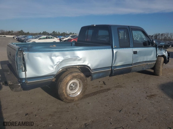 1991 Chevrolet 1500 Pickups with VIN 2GCEC19K7M1222696, listed as a Copart auction lot 48301565 with 140,864 mi miles and Salvage Title. Bid and sale history available at carsss.com. Image 3.