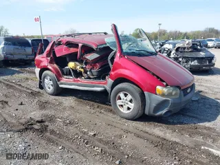 2007 Ford Escape XLS with VIN 1FMYU92Z57KB17526, listed as a IAAI auction lot 31863470 with 122,236 mi miles. Bid and sale history available at carsss.com. Image 1.