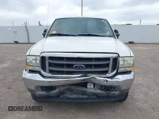 2004 Ford F-250 XL z VIN 1FTNW21P44EA98986, wystawiony jako IAAI lot #42125924 z przebiegiem 144 840 mil mil oraz . Historia ofert i sprzedaży dostępna na DreamBid. Obrazek 12.