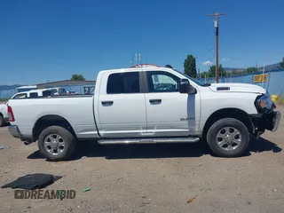 2024 Ram 2500 Big Horn with VIN 3C6UR5DJXRG275902, listed as a IAAI auction lot 42663645 with 29,066 mi miles and . Bid and sale history available at DreamBid. Image 13.