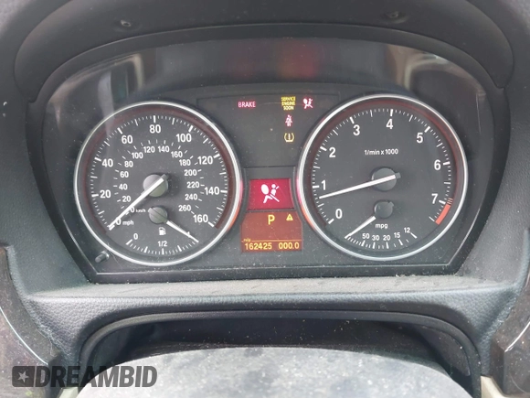 2008 BMW 3 Series 328xi with VIN WBAVC93518K036611, listed as a IAAI auction lot 41458902 with 162,425 mi miles and . Bid and sale history available at DreamBid. Image 7.