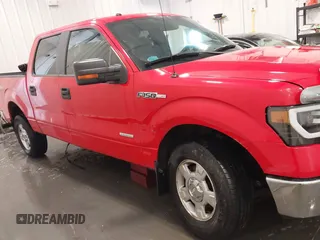 2011 Ford F-150 XLT with VIN 1FTFW1ETXBFC51156, listed as a IAAI auction lot 41653206 with 142,403 mi miles. Bid and sale history available at carsss.com. Image 6.