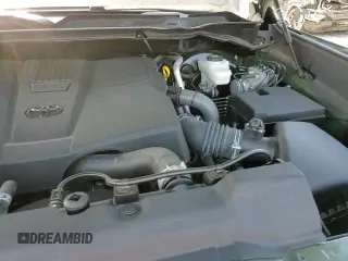 2022 Toyota Tundra SR5 с VIN 5TFLA5EC3NX007386, выставлен на аукционе Copart как лот 58485735 с пробегом 19 681 миль миль и Списание • Salvage title. История ставок и продаж доступна на DreamBid. Изображение 13.