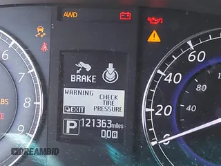 2017 Infiniti QX50 with VIN JN1BJ0RR0HM408741, listed as a IAAI auction lot 42031644 with 121,363 mi miles and . Bid and sale history available at DreamBid. Image 16.