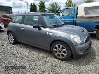 2008 MINI Hardtop S with VIN WMWMF73548TV39180, listed as a Copart auction lot 58972245 with 123,907 mi miles and Clean title. Bid and sale history available at DreamBid. Image 4.