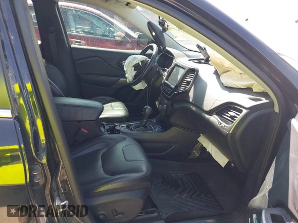 2019 Jeep Cherokee Limited с VIN 1C4PJMDXXKD135511, выставлен на аукционе IAAI как лот 42532399 с пробегом 94 317 миль миль и . История ставок и продаж доступна на DreamBid. Изображение 5.