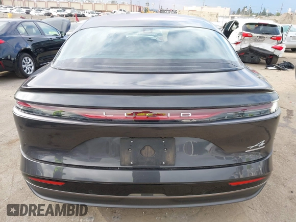 2024 Lucid Air Touring z VIN 50EA1TEA9RA005804, wystawiony jako IAAI lot #41758631 z przebiegiem 13 218 mil mil oraz . Historia ofert i sprzedaży dostępna na DreamBid. Obrazek 16.