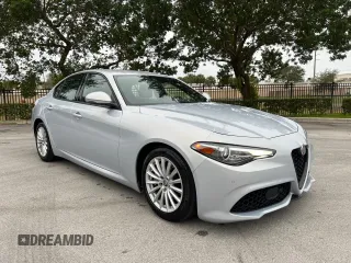 2022 Alfa Romeo Giulia with VIN ZARFAMAN7N7660663, listed as a Copart auction lot 47428075 with 11,210 mi miles and Salvage title. Bid and sale history available at DreamBid. Image 1.