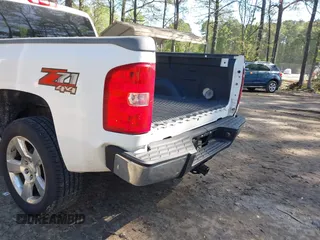 2012 Chevrolet Silverado 1500 LT with VIN 1GCRKSE74CZ101903, listed as a IAAI auction lot 41961697 with 199,626 mi miles. Bid and sale history available at carsss.com. Image 6.