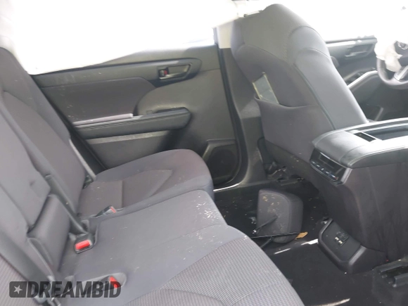 2021 Toyota Highlander L with VIN 5TDZZRAH3MS526003, listed as a IAAI auction lot 42617546 with Not provided miles and . Bid and sale history available at DreamBid. Image 8.