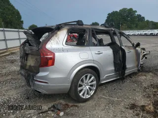 2019 Volvo XC90 Inscription z VIN YV4A22PL2K1486136, wystawiony jako Copart lot #62274105 z przebiegiem Nie podano mil oraz Szkoda całkowita • Salvage title. Historia ofert i sprzedaży dostępna na DreamBid. Obrazek 3.