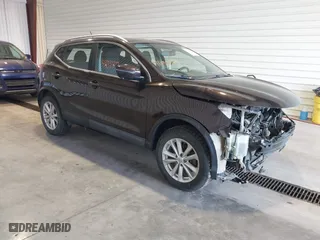 2017 Nissan Rogue Sport SL with VIN JN1BJ1CRXHW105369, listed as a IAAI auction lot 41439335 with 91,791 mi miles. Bid and sale history available at carsss.com. Image 1.