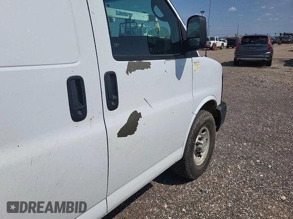 2010 Chevrolet Express Cargo с VIN 1GCZGFBA4A1166707, выставлен на аукционе IAAI как лот 42786291 с пробегом 133 930 миль миль и . История ставок и продаж доступна на DreamBid. Изображение 9.
