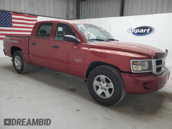 2010 Dodge Dakota Bighorn/Lonestar z VIN 1D7CE3GK4AS100976, wystawiony jako Copart lot #57589005 z przebiegiem 163 315 mil mil oraz Czysty tytuł • Clean title. Historia ofert i sprzedaży dostępna na DreamBid. Obrazek 4.