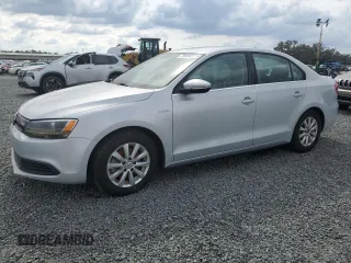 2013 Volkswagen Jetta Sedan Hybrid SE with VIN 3VW637AJ6DM240719, listed as a Copart auction lot 78366074 with 0 mi miles and Salvage Title. Bid and sale history available at carsss.com. Image 1.