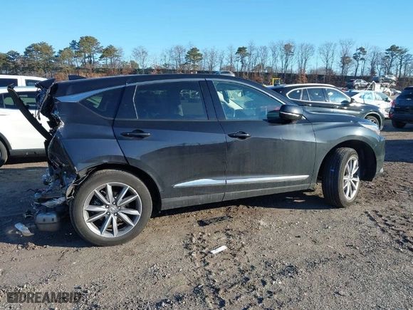 2024 Acura RDX w/Technology Package with VIN 5J8TC2H54RL004968, listed as a IAAI auction lot 41588702 with 15,855 mi miles. Bid and sale history available at carsss.com. Image 4.