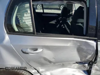 2010 Volkswagen Golf с VIN WVWDB7AJXAW398182, выставлен на аукционе Copart как лот 79069664 с пробегом 110 533 миль миль и Списание • Salvage title. История ставок и продаж доступна на DreamBid. Изображение 11.