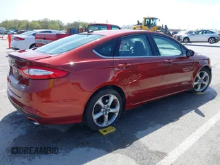 2014 Ford Fusion SE with VIN 3FA6P0HD0ER391323, listed as a IAAI auction lot 42038310 with 101,422 mi miles and . Bid and sale history available at carsss.com. Image 4.