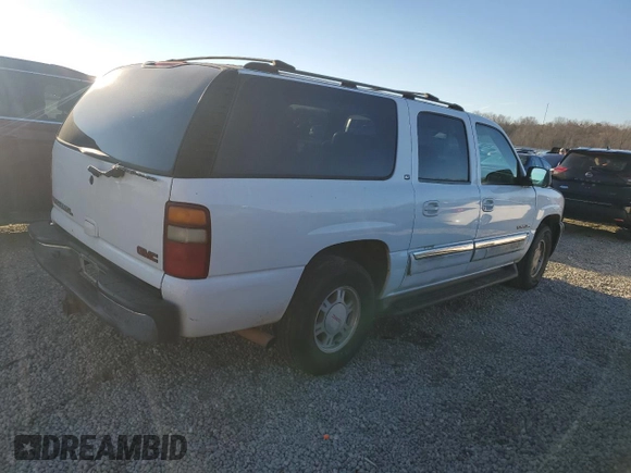 2002 GMC Yukon XL SLT with VIN 3GKFK16Z52G309319, listed as a Copart auction lot 88467795 with 450,230 mi miles and Salvage Title. Bid and sale history available at carsss.com. Image 3.