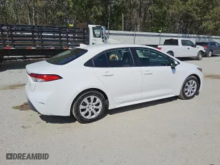 2025 Toyota Corolla LE with VIN 5YFB4MDE9SP268709, listed as a Copart auction lot 49717345 with 2,798 mi miles and Clean Title. Bid and sale history available at carsss.com. Image 3.