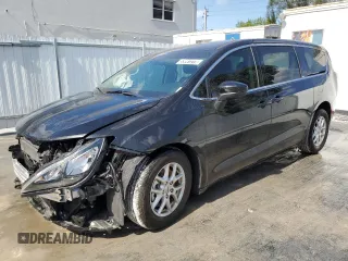 2023 Chrysler Voyager LX z VIN 2C4RC1CGXPR531929, wystawiony jako Copart lot #53841275 z przebiegiem 19 692 mil mil oraz Nie do naprawy. Historia ofert i sprzedaży dostępna na DreamBid. Obrazek 1.