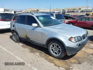 2004 BMW X3 2.5i with VIN WBXPA734X4WB23798, listed as a IAAI auction lot 40303384 with 1 mi miles. Bid and sale history available at carsss.com. Image 1.