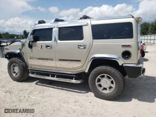 2004 Hummer H2 with VIN 5GRGN23U94H116071, listed as a Copart auction lot 67633684 with 0 mi miles and Non Repairable. Bid and sale history available at carsss.com. Image 2.