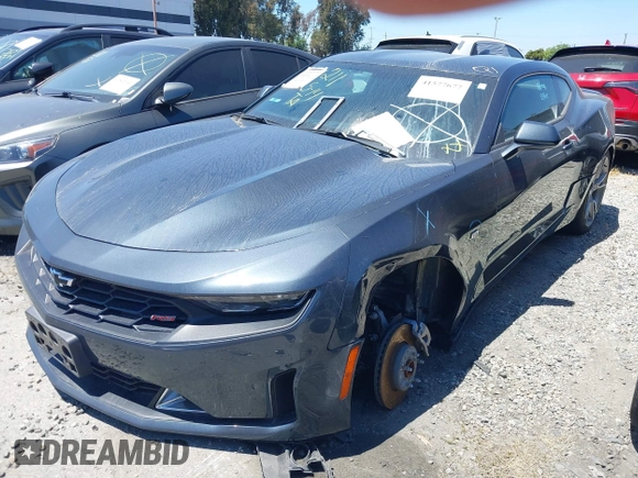 2020 Chevrolet Camaro 1LT with VIN 1G1FA1RX4L0140613, listed as a IAAI auction lot 41577677 with 30,571 mi miles and . Bid and sale history available at carsss.com. Image 2.