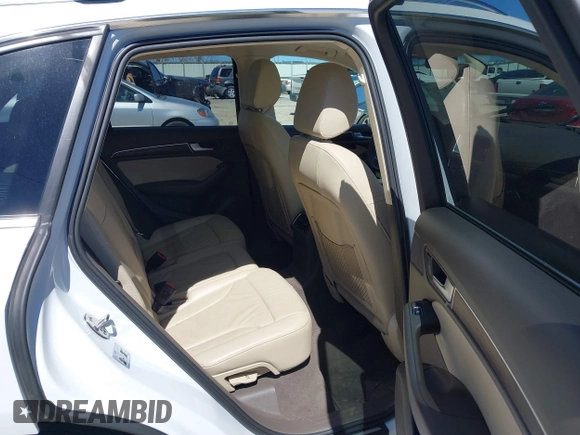 2015 Audi Q5 Premium Plus with VIN WA1LFAFP5FA121481, listed as a IAAI auction lot 41823011 with 69,380 mi miles. Bid and sale history available at carsss.com. Image 8.