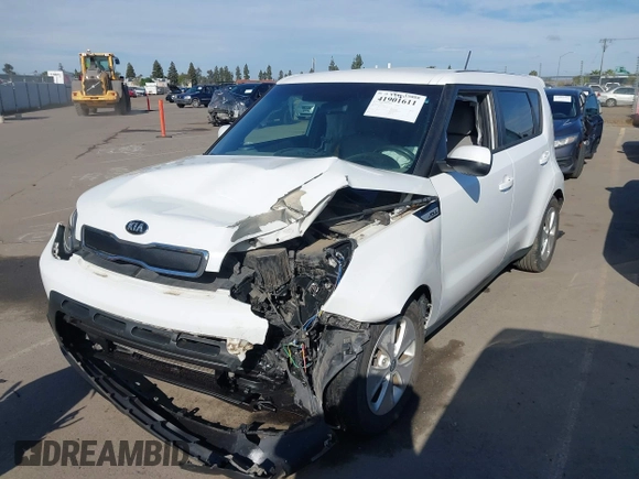 2015 Kia Soul with VIN KNDJN2A29F7142929, listed as a IAAI auction lot 41901611 with Not Provided miles and . Bid and sale history available at DreamBid. Image 2.