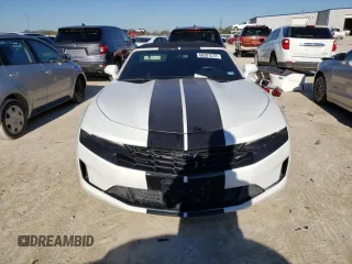2019 Chevrolet Camaro 1LT with VIN 1G1FB3DS4K0107677, listed as a Copart auction lot 68207572 with 41,304 mi miles. Bid and sale history available at carsss.com. Image 5.