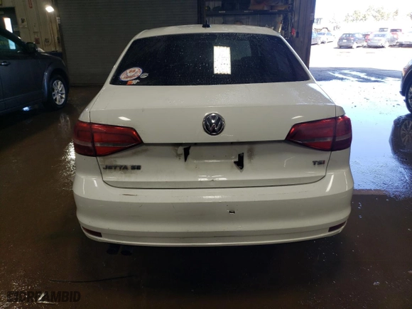 2015 Volkswagen Jetta Sedan 1.8T SE with VIN 3VWD17AJ1FM296566, listed as a Copart auction lot 48011525 with 152,557 mi miles and Clean Title. Bid and sale history available at carsss.com. Image 6.