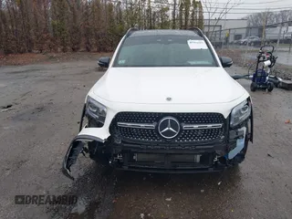 2023 Mercedes-Benz GLB 250 с VIN W1N4M4HB9PW308660, выставлен на аукционе IAAI как лот 41864309 с пробегом 32 542 миль миль и . История ставок и продаж доступна на DreamBid. Изображение 13.