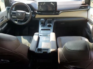 2022 Toyota Sienna Platinum z VIN 5TDESKFC3NS064258, wystawiony jako Copart lot #75260414 z przebiegiem Nie podano mil oraz Szkoda całkowita • Salvage title. Historia ofert i sprzedaży dostępna na DreamBid. Obrazek 8.