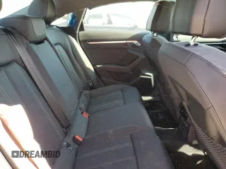2023 Audi A3 Premium z VIN WAUAUDGY0PA047025, wystawiony jako Copart lot #63116293 z przebiegiem 1 232 mil mil oraz . Historia ofert i sprzedaży dostępna na DreamBid. Obrazek 10.