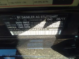 2012 Mercedes-Benz S-Class S 550 with VIN WDDNG7DB3CA437713, listed as a IAAI auction lot 35348392 with 74,672 mi miles. Bid and sale history available at carsss.com. Image 9.