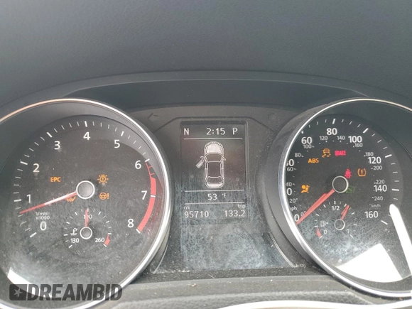 2018 Volkswagen Passat SE z VIN 1VWBA7A32JC012803, wystawiony jako Copart lot #57156055 z przebiegiem 95 710 mil mil oraz Szkoda całkowita • Salvage title. Historia ofert i sprzedaży dostępna na DreamBid. Obrazek 9.