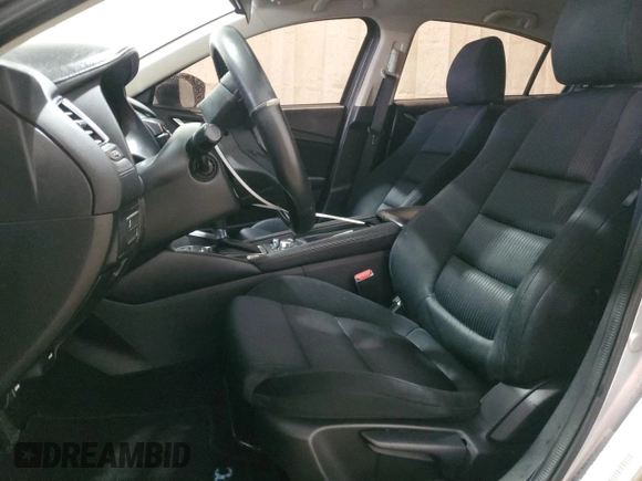 2017 Mazda 6 Sport z VIN JM1GL1U56H1104614, wystawiony jako Copart lot #52393145 z przebiegiem Nie podano mil oraz Szkody całkowita. Historia ofert i sprzedaży dostępna na DreamBid. Obrazek 7.