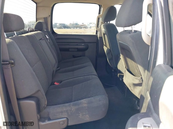 2008 GMC Sierra 1500 SLT with VIN 2GTEC13J481196256, listed as a IAAI auction lot 41293264 with 196,393 mi miles. Bid and sale history available at carsss.com. Image 8.
