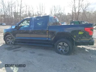 2023 Ford F-150 Lightning Pro с VIN 1FTVW1EV5PWG34863, выставлен на аукционе IAAI как лот 41995387 с пробегом 15 701 миль миль и . История ставок и продаж доступна на DreamBid. Изображение 13.