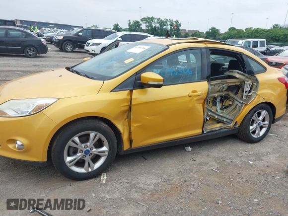 2012 Ford Focus SE with VIN 1FAHP3F2XCL220912, listed as a IAAI auction lot 42246306 with 99,162 mi miles and . Bid and sale history available at DreamBid. Image 2.