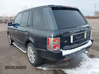 2004 Land Rover Range Rover with VIN SALMF11494A171569, listed as a IAAI auction lot 41562247 with 130,433 mi miles and . Bid and sale history available at DreamBid. Image 3.