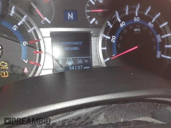 2018 Toyota 4Runner SR5 z VIN JTEBU5JR6J5534398, wystawiony jako IAAI lot #41169374 z przebiegiem 94 137 mil mil oraz . Historia ofert i sprzedaży dostępna na DreamBid. Obrazek 7.