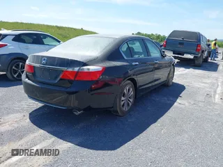 2015 Honda Accord LX with VIN 1HGCR2F32FA013367, listed as a IAAI auction lot 40872176 with 170,000 mi miles and . Bid and sale history available at carsss.com. Image 4.
