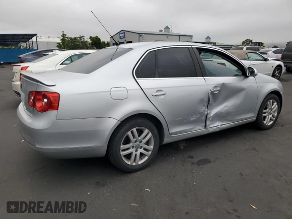 2007 Volkswagen Jetta Wolfsburg Edition с VIN 3VWEG71K87M068254, выставлен на аукционе Copart как лот 55262305 с пробегом 179 950 миль миль и Списание • Salvage title. История ставок и продаж доступна на DreamBid. Изображение 3.
