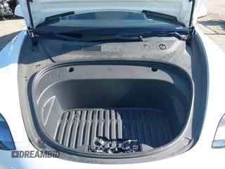 2023 Tesla Model 3 z VIN 5YJ3E1EA2PF410378, wystawiony jako IAAI lot #42265294 z przebiegiem 16 000 mil mil oraz . Historia ofert i sprzedaży dostępna na DreamBid. Obrazek 10.